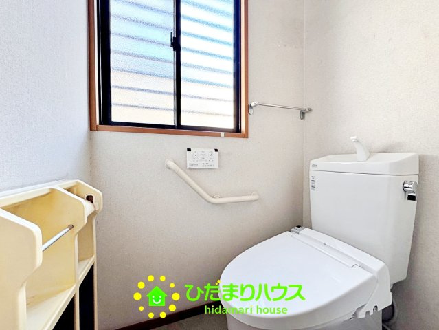 久喜市野久喜　中古一戸建て　のトイレ