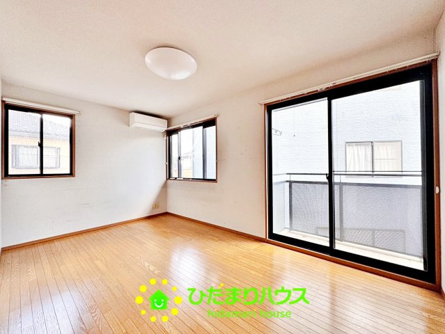 久喜市野久喜　中古一戸建て　の洋室