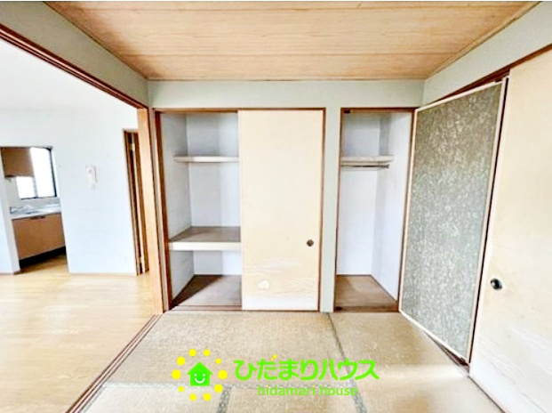 久喜市野久喜　中古一戸建て　の収納