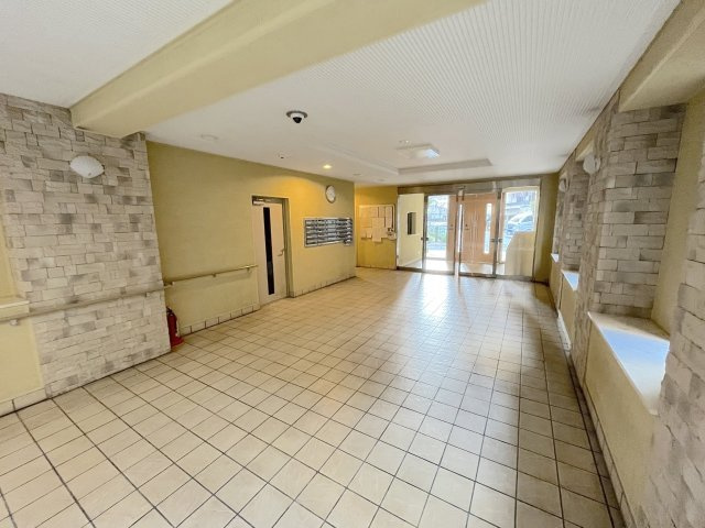 ロワール白木原セントラルステージのエントランス