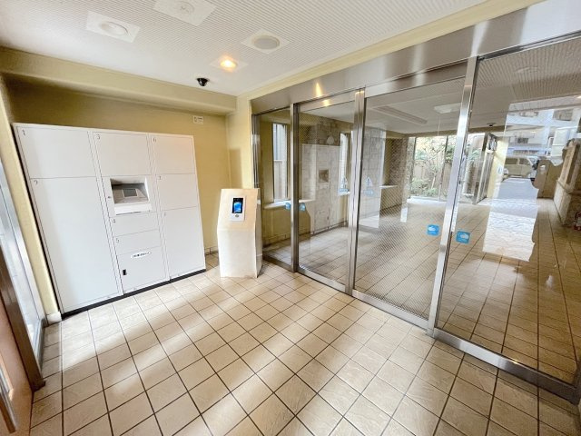 ロワール白木原セントラルステージのエントランス