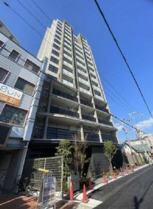 レーベン長岡天神ＣＲＥＳＩＳＴの外観