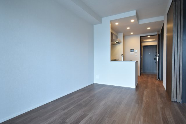 レーベン長岡天神ＣＲＥＳＩＳＴの居間・リビング