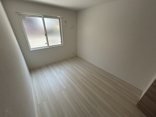 メゾン　ベルハープの洋室