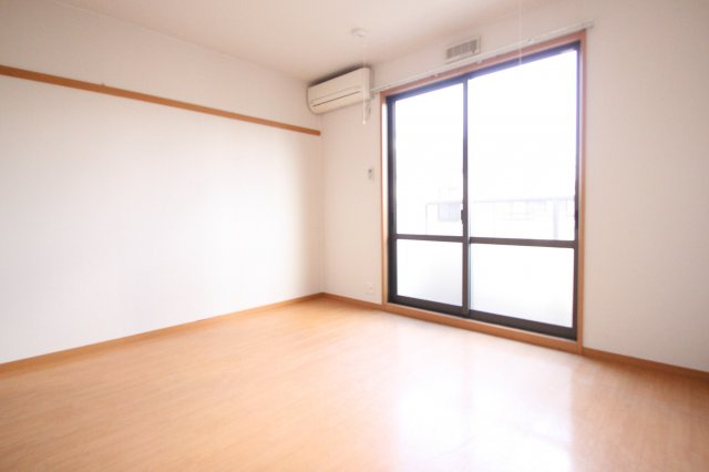 メゾンドゥ長瀬Ⅱの寝室