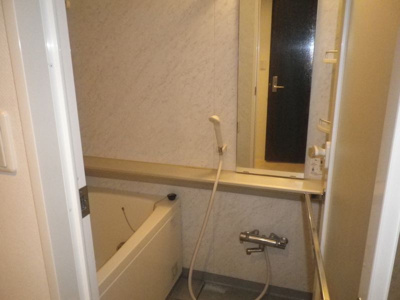 【玄関】 | グラーサ西麻布