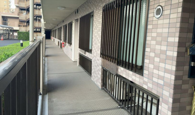 【その他共用部分】 | クイーンシティ町田 | 共用部分は、一棟の建物に住む区分所有者全員が共同で所有するとし、共用部分の管理、補修などは、区分所有者で形成される管理組合が行います。個人の判断で勝手に変更することはできませんので覚えておきましょう。