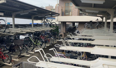 【駐輪場】 | クイーンシティ町田 | マンションの駐輪場は、事前に空きがあるか確認を取ると安心です。せっかく入居したのに駐輪スペースがない！なんてことになったら大変ですよね。そこで、内見時や購入前にはまず事前に確認しておくと良いでしょう。