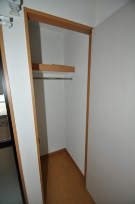 【収納】 | ウィンズ博多駅南 | 別号室の写真になります。現況優先。