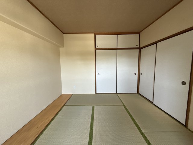 ルネ東辻井の寝室