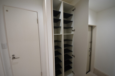 【玄関】 | アトラクティ高宮 | 別号室の写真になります。現況優先。