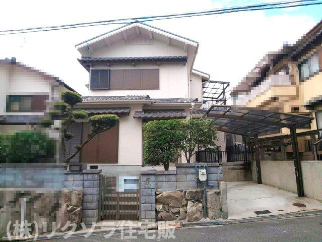 寝屋1丁目　中古一戸建ての外観|新しい生活にいかがでしょうか？外観はお住まいの顔になります。こだわりたいポイントですね。外壁塗装や屋根塗装のご相談も承っております。
■現地内覧・資金計画相談・住宅ローン相談もお問合せ受付中■