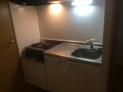 【キッチン】 | コンフォートベネフィス住吉1 | 別号室の写真になります。現況優先。