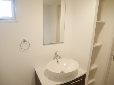 【洗面所】 | Village大楠 | 別号室の写真になります。現況優先。