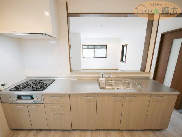 明石市魚住町西岡　中古戸建のキッチン