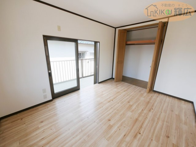 明石市魚住町西岡　中古戸建の洋室