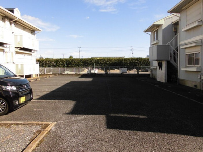 【駐車場】 | ヴィラモデルナA