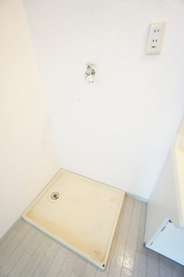 【洗面所】 | ヴィラモデルナA | ※同物件・同タイプの写真です。