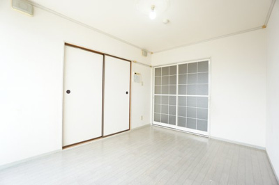 【洋室】 | ヴィラモデルナA | ※同物件・同タイプの写真です。
