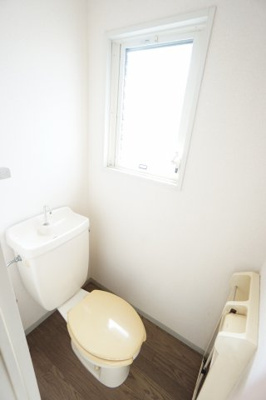【トイレ】 | ヴィラモデルナA | ※同物件・同タイプの写真です。