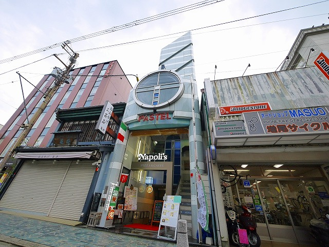 アイリス三条ビルの周辺