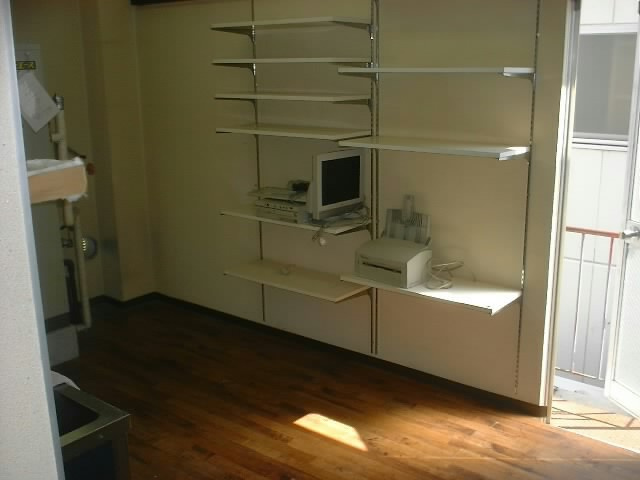 アイリス三条ビルの内装