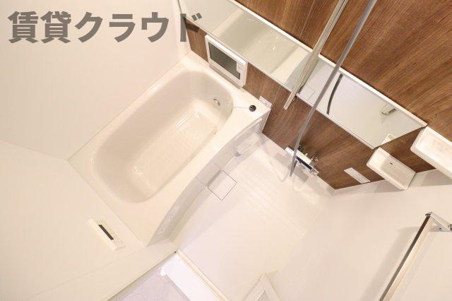 Regaro青葉の森の浴室|アクセントパネルがおしゃれなバスルーム♪