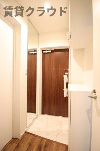 Regaro青葉の森の玄関|たっぷりとした収納スペースです