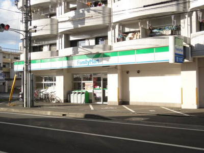 【周辺】 | ラフィネタウン宮西 | ファミリーマート松山本町六丁目店 373m