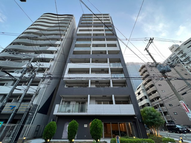 アプリーレ堺筋本町の外観