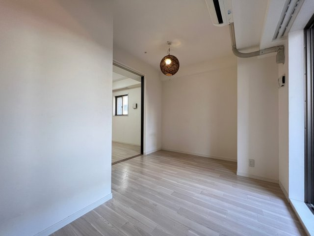 アプリーレ堺筋本町の洋室