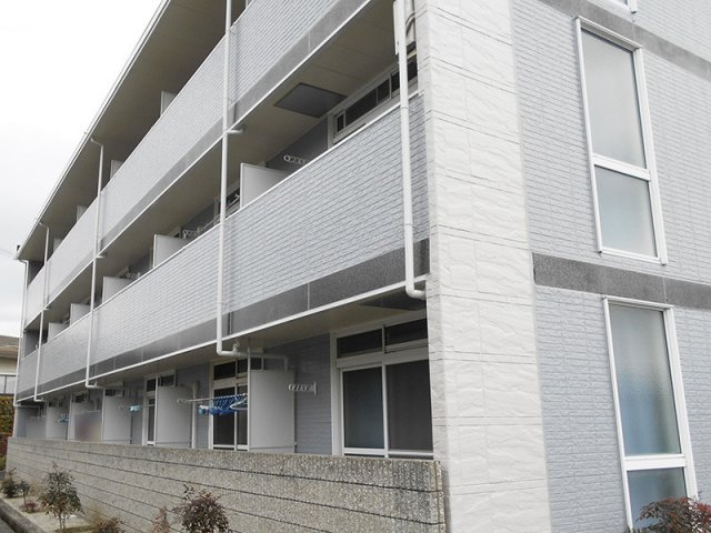 レオパレスピュアのバルコニー