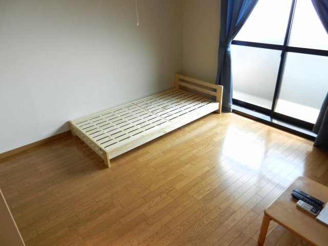 レオパレスピュアの寝室