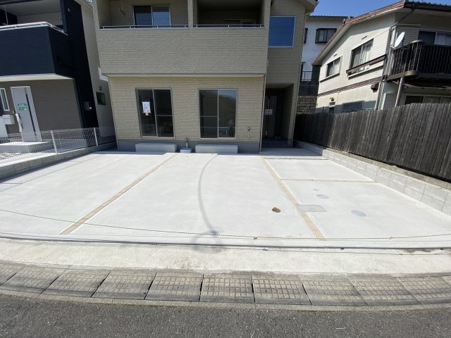 新築戸建　伴西4丁目（No.3／No.3）の駐車場