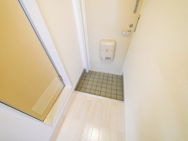シティエステート南紀寺の玄関|シンプルで使いやすい玄関です