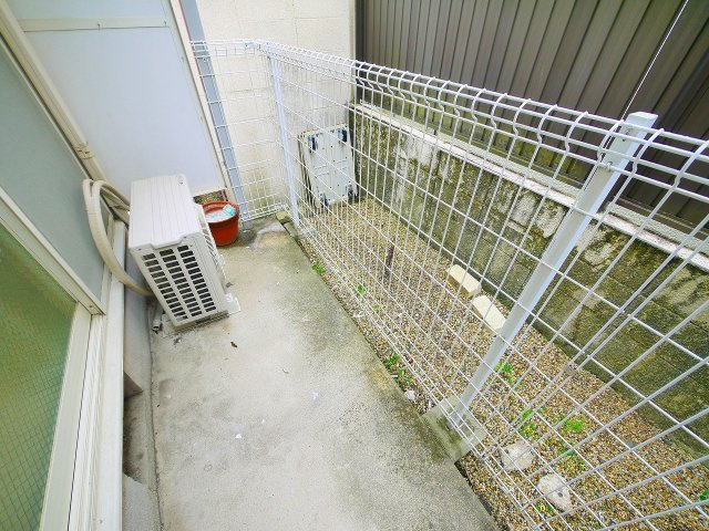 シティエステート南紀寺のバルコニー|お洗濯にも便利なバルコニー付き