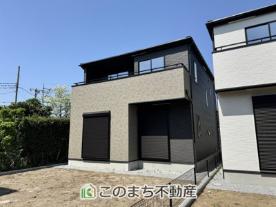 【外観】 | GRAFARE宇都宮市鶴田町6期 | 建物完成につきご内覧可能です！
飽きのこないシンプルな外観と
閑静な住宅街は永住の地にピッタリです♪