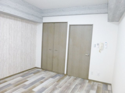 【収納】 | グリーンコート大濠 | 別号室の写真になります。現況優先。