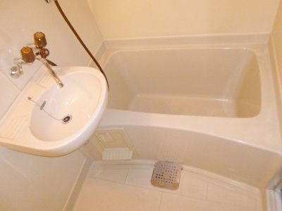 【洗面所】 | グリーンコート大濠 | 別号室の写真になります。現況優先。