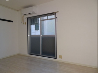 【居間・リビング】 | OAK VILLA NAKASU 8th | 別号室の写真になります。現況優先。