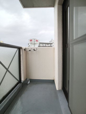 【バルコニー】 | グレイス井尻第二 | 別号室の写真になります。現況優先。
