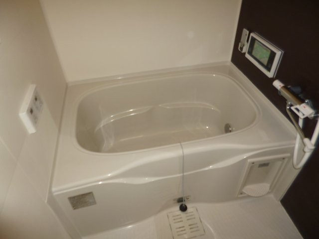 ウィッシュの浴室|追い焚きバス