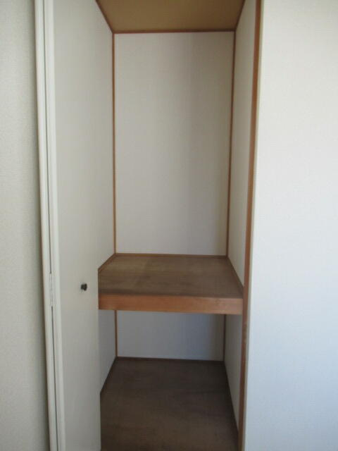 第２フラワーハイツの収納