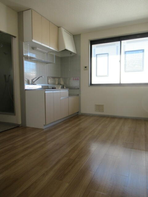 第２フラワーハイツの居間・リビング