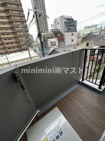 フェルザ福島のバルコニー