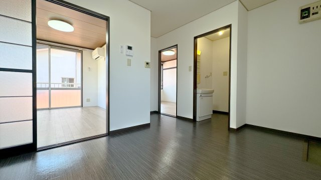 シャルマン豊の居間・リビング