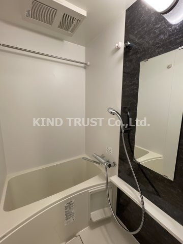 エスリード大阪梅田リュクスの浴室|コンパクトで使いやすいお風呂です