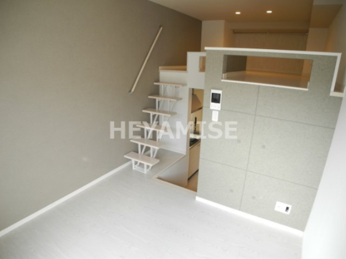  MODERN PALAZZO 戸石BRILLER の居間・リビング|※類似物件の写真です※現況優先※