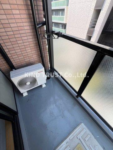 クイーンズコート天満のバルコニー|お洗濯にも便利なバルコニー付き