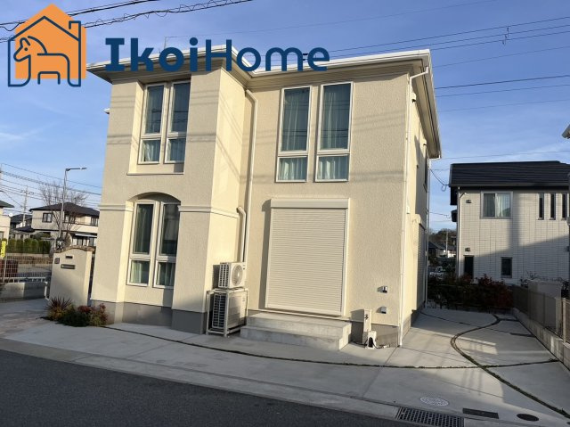 神戸市西区井吹台6丁目　中古建ての周辺|LDK15帖でございます。人気のカウンターキッチンから室内が見渡せますのでご家族様の様子が伺えます。